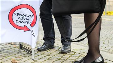 Die Volksinitiative fordert unter anderem, dass in Behördentexten nicht gegendert werden darf. (Archivbild) 
