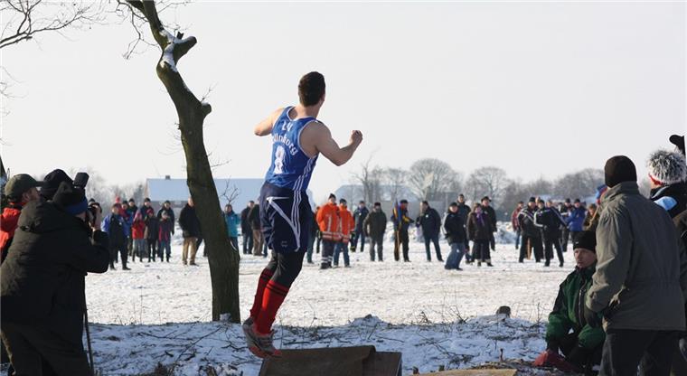 Der Friesensport steckt in der Krise: Immer weniger Boßler Die Volkssportarten Klootschießen und Boßeln schwächeln.