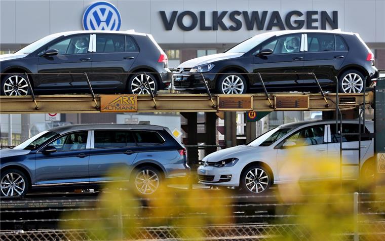 VW: Großer Nachholbedarf für Golf und Passat Die VW-Kernmarken Golf und Passat müssten kräftig aufholen, meint Herbert Diess, Chef der Pkw-Abteilung bei VW.