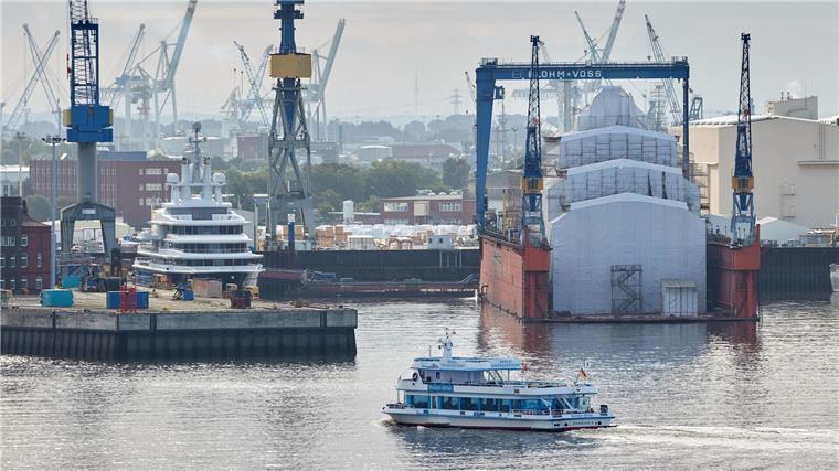 Lürssen bereitet sich auf neue Marine-Aufträge vor Die Werft Blohm+Voss befindet sich auf der Halbinsel Steinwerder im Hamburger Hafen.