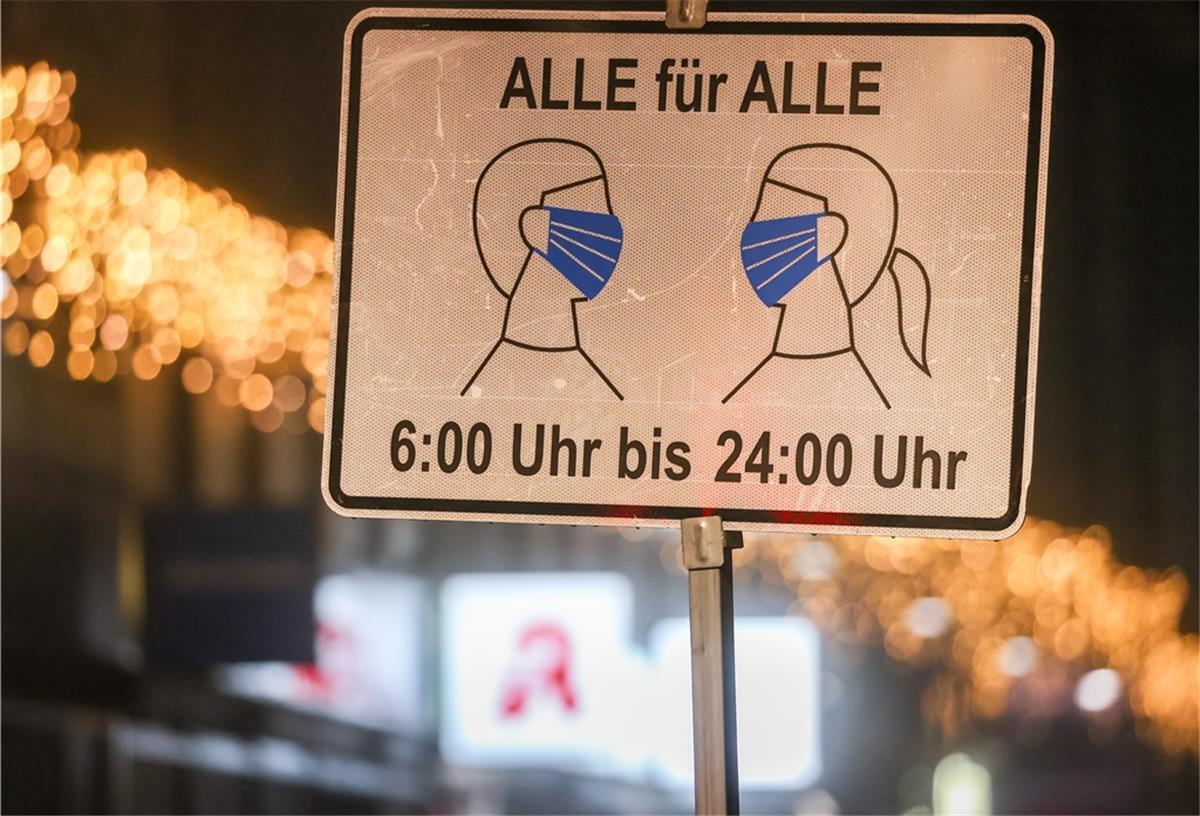 9847 Corona-Neuinfektionen und 302 neue Todesfälle gemeldet Die Zahl der Neuinfektionen liegt erstmals seit einigen Wochen wieder im vierstelligen Bereich.