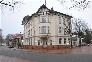 Die Zevener Polizistinnen und Polizisten ziehen aus und lassen das alte Gebäude an der Lindenstraße in Zeven leer zurück.