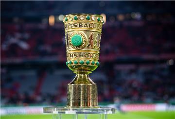 Die zunächst abgesetzte DFB-Pokalpartie zwischen dem Bremer SV und dem amtierenden deutschen Meister, Bayern München, wurde neu terminiert.
