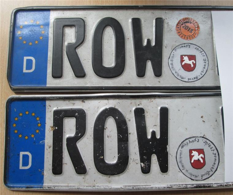 Kirchtimke: Polizei erwischt Autofahrer mit gemalten Kennzeichen Diese Kennzeichen wurden von der Polizei sichergestellt.