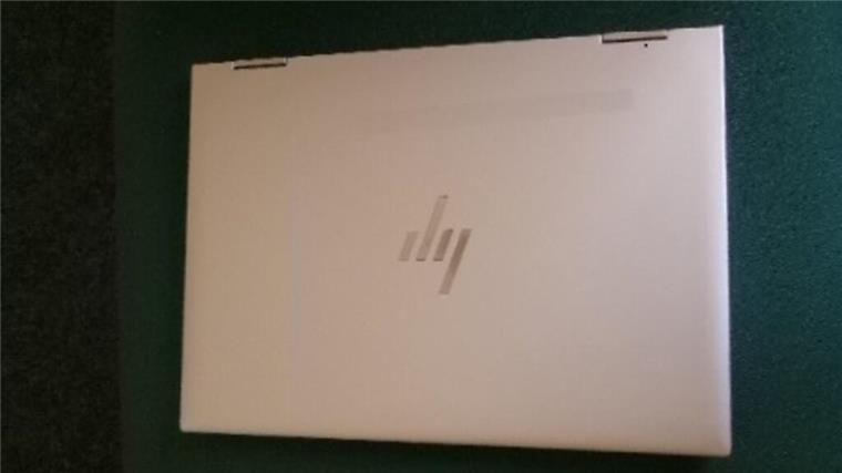 Passant findet Laptop im Mülleimer - Wem gehört das Gerät? Ein Fund-Laptop