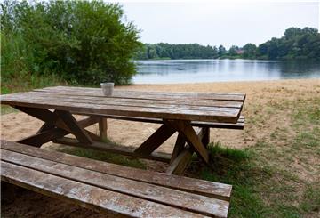 Dieser Strand liegt im westlichen Teil des Areals. Nutzen dürfen ihn nur diejenigen, die eine entsprechende - entgeltliche - Vereinbarung mit dem Eigentümer abgeschlossen haben.