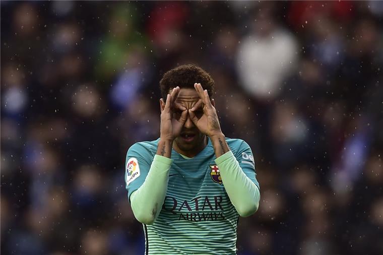 Für 222 Millionen Euro: Neymar nimmt Abschied vom FC Barcelona Dieser Transfer wird alle Rekorde brechen: Neymar kann für 222 Millionen Euro wechseln.
