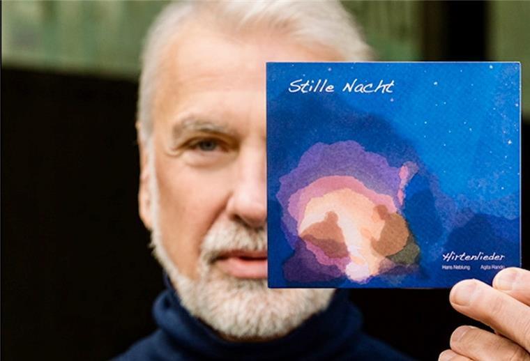 Bremerhavener Schauspieler und Sänger bringt Weihnachts-CD heraus Dieses Projekt kann auch Corona nicht verhindern: Der Schauspieler und Sänger Hans Neblung hat ein Weihnachts-Album veröffentlicht.