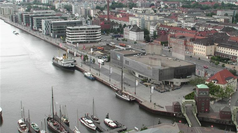 Warum es mal mehr und mal weniger Webcam-Bilder aus Bremerhaven gibt Dieses Webcam-Bild zeigt die Bremerhavener Havenwelten.