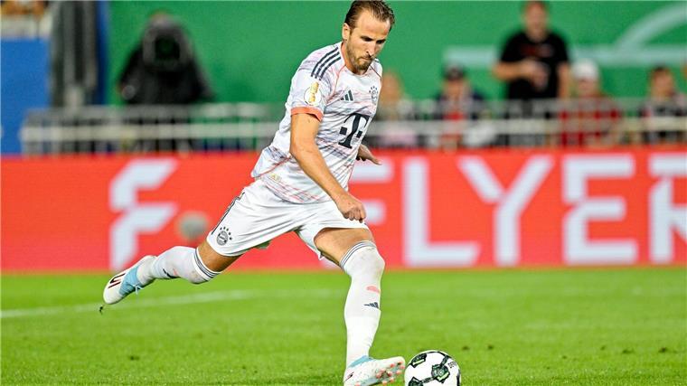 Diesmal hat Harry Kane den Elfmeter verschossen. Gewonnen haben die Bayern trotzdem.