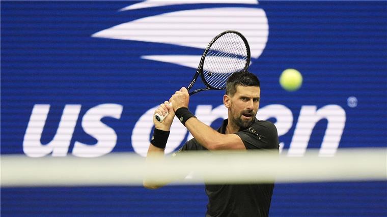 „Habe Motivation“ - Djokovic trotzt körperlichen Problemen Djokovic schien gegen Tien zwischenzeitlich mit körperlichen Problemen zu kämpfen.
