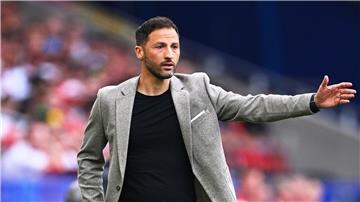 Domenico Tedesco und das Nationalteam Belgiens wurden trotz Weiterkommens von den eigenen Fans ausgepfiffen.