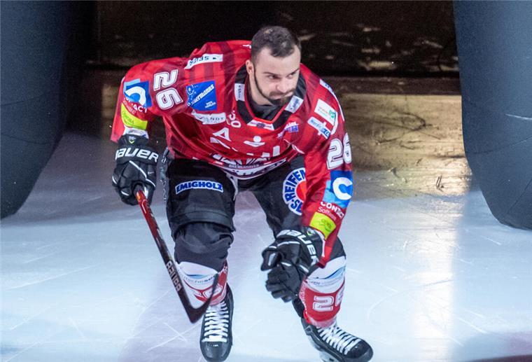 Dominik Uher sichert den Fischtown Pinguins zwei Punkte in Düsseldorf Dominik Uher erzielte den Siegtreffer für die Fischtown Pinguins.
