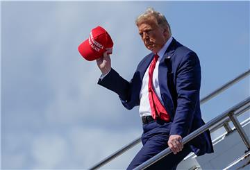 Donald Trump droht eine lebenslange Ämtersperre.