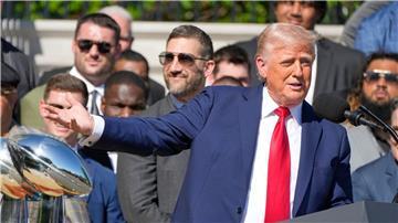 Donald Trump würdigte die Eagles für ihren Sieg im Super Bowl.