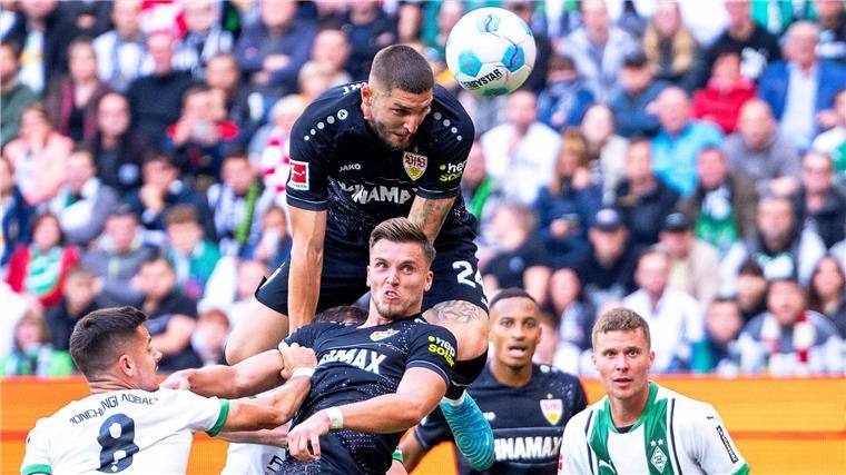 Brych nach Rekordeinsatz: „Es ging gut“ Doppel-Torschütze Ermedin Demirovic trifft zum 3:1.