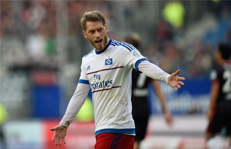 Hunt schießt den HSV zum Sieg Doppelpack von Aaron Hunt: Der 30-Jährige schoss den HSV zum 2:1-Sieg gegen Hoffenheim.