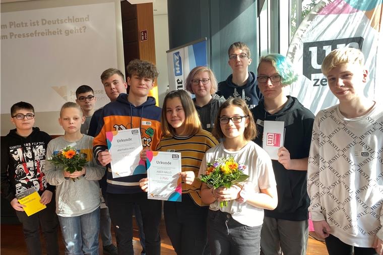 Doppelt gut: Die Online-Ausgabe von „Aber Hallo" kam auf den ersten Platz in der Kategorie Realschulen, die Printausgabe auf den den zweiten.