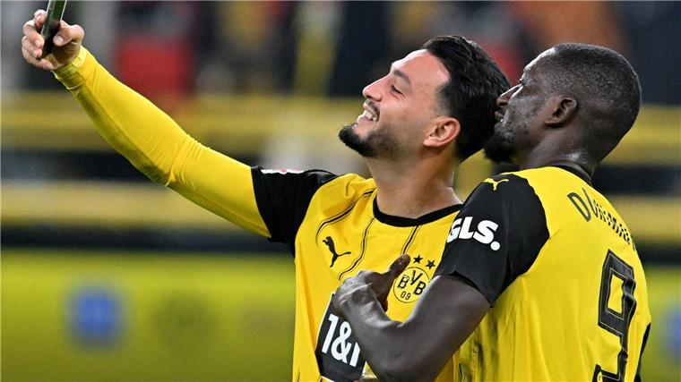 BVB-Retter in der Not: Lob für Guirassy und Bensebaini Dortmunder Matchwinner beim 2:1 gegen St. Pauli: Rami Bensebaini (l.) und Serhou Guirassy.