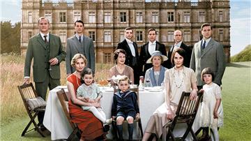 Downton Abbey wird fortgesetzt. Die Autorin hat sich vorbereitet.