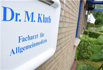 Dr. Markus Kluth aus Stollhamm behandelt zukünftig nur noch Privatpatienten.