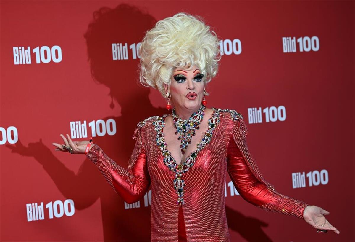 Olivia Jones: Aussagen von Luke Mockridge „absolutes No-Go“ Dragqueen Olivia Jones hat Luke Mockridge, für dessen Äußerungen über die Paralympics, kritisiert.