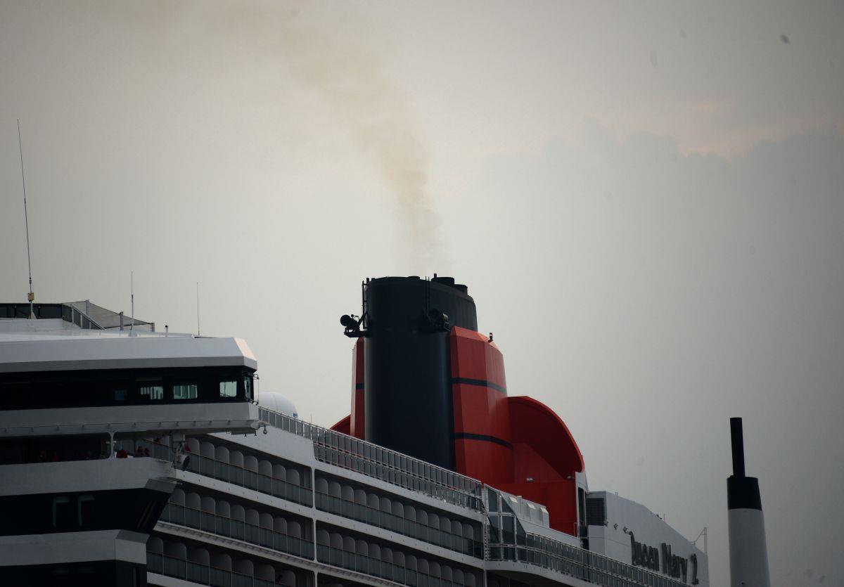 Dreckschleuder oder Saubermann? Eine neue Messstation in Bremerhaven soll die Abgase von Schiffen kontrollieren.
