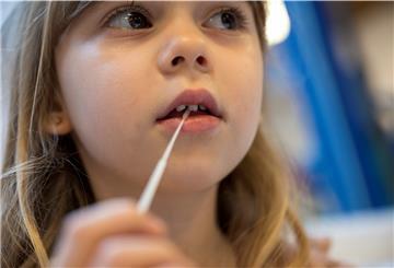 Drei freiwillige Corona-Tests für Kindergartenkinder sind in Nordenham derzeit die Regel. Ab Mitte Februar soll eine Testpflicht gelten.