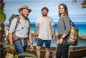 Drei Rucksackreisende aus Stotel, Donnern und Beverstedt gründen das Start-up „Tolumoku“, um Anfängern Tipps und Tricks für den Trip ins Ausland zu vermitteln. Auf dem Foto sind (von links) Malte von der Heide, Julian Siemers und Catharina Candler zu sehen.