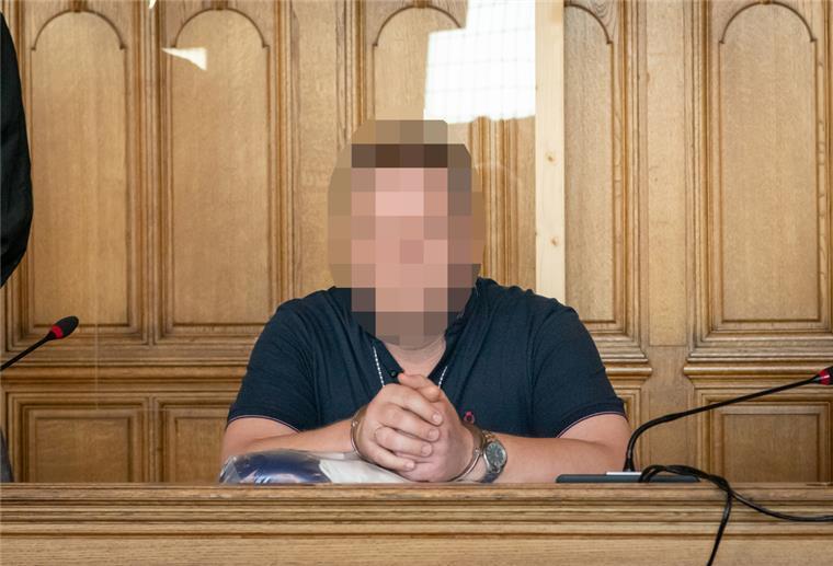 Ekaterina B: Gericht sieht Video von Vernehmung Der Ehemann von Ekaterina B. auf der Anklagebank.