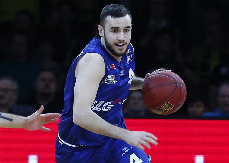 Sebastian Schmitt verlässt die Eisbären Bremerhaven Dribbelt künftig in der ProA: Sebastian Schmitt.