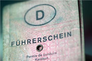 Dumm gelaufen: Ein Mann wollte seinen Zwillingsbruder vorschieben. Aber die Polizei kannte die Familie bereits. 