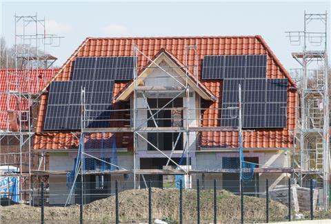 Durch die steigenden Zinsen und relativ hohe Baukosten rückt für manchen dieser Traum in weitere Ferne.