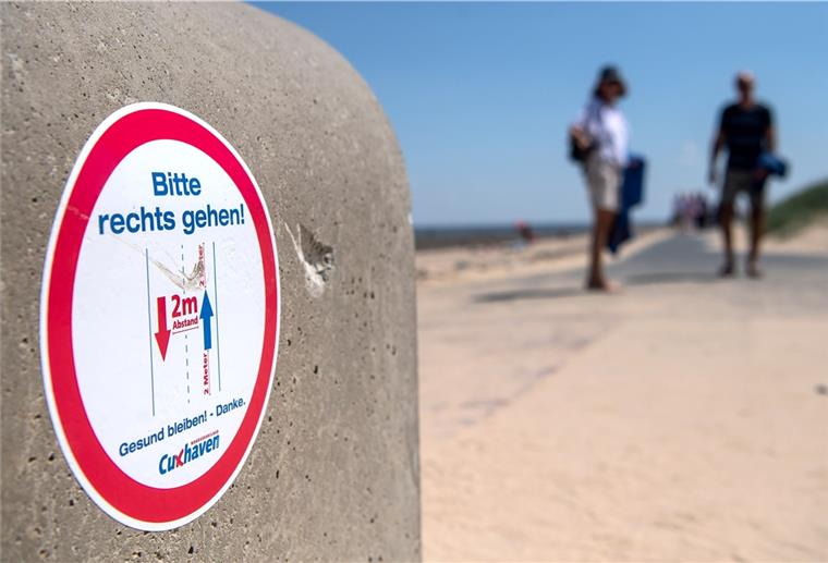 Keine Touristen-Ampel für Cuxhavens Strände Durch die Wattflächen in Cuxhaven (Foto) und an der Wurster Nordseeküste kommt es an den Stränden weniger zu Ballungen.