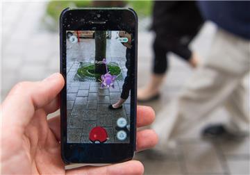Ein 19-Jähriger wurde in Geestemünde um sein Handy erleichtert, als er gerade dabei war, Pokémon Go zu spielen. Anschließend musste er sich auch noch einen dreisten Spruch gefallen lassen.