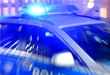 Ein 50-jähriger Mann flüchtete mit seinem VW-Golf vor der Polizei. 