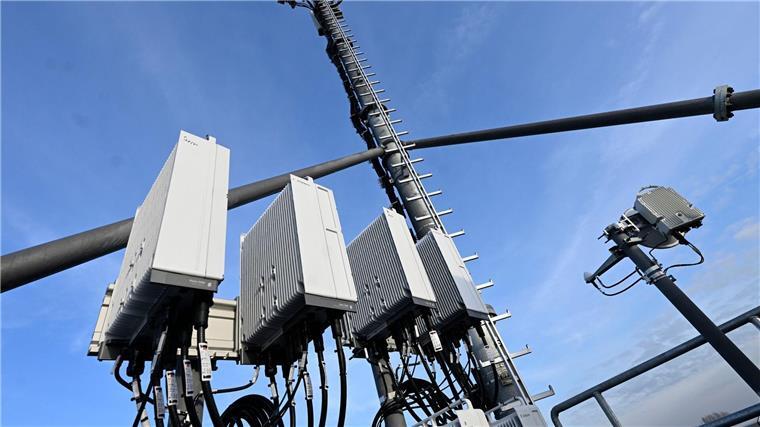 Vodafone: Neue 5G-Technik spart ein Drittel des Strombedarfs Ein 5G-Mobilfunkmast von Vodafone.