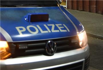 Ein älteres, Rotenburger Ehepaar ist am Mittwochnachmittag auf einen Betrüger hereingefallen. Das berichtet die Polizei.