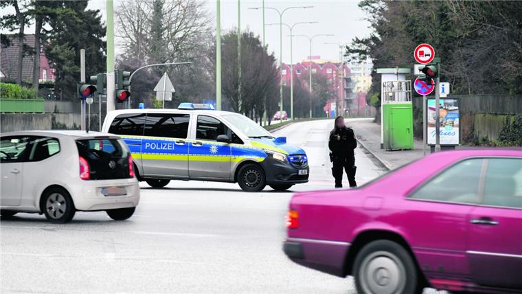 Ein anonymer Anrufer hat am Donnerstagmittag eine Bombendrohung  in Bremerhaven abgesetzt. Der Täter ist noch nicht ermittelt.
