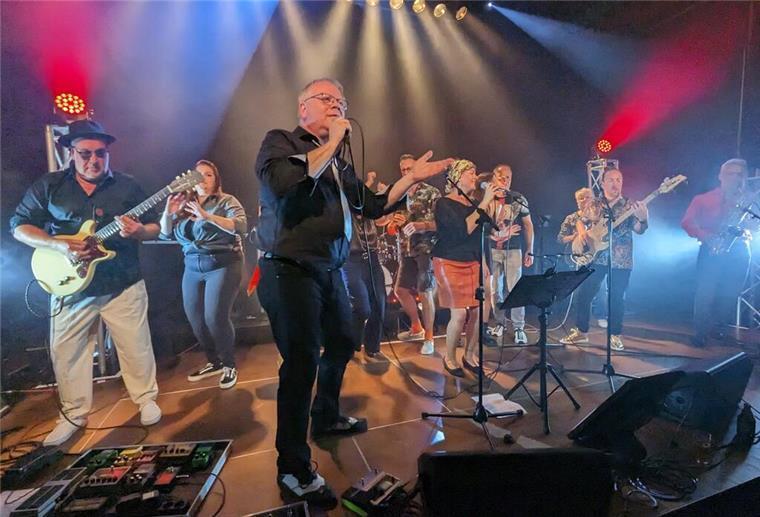 Band auf der Bühne