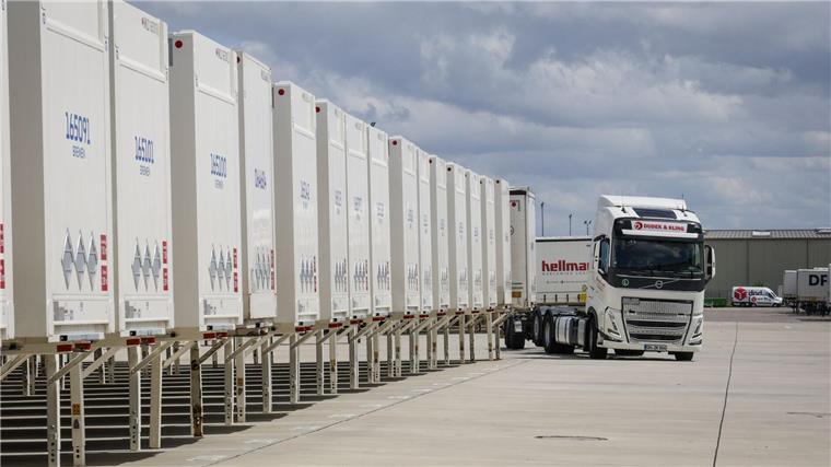 Wenig E-Lastwagen in Niedersachsen und Bremen Ein Betrieb aus Osnabrück hat inzwischen sechs E-Lastwagen angeschafft.