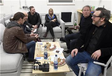 Ein Blick hinter die Kulissen. Die Jury muss sich beraten.