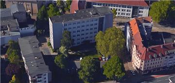 Ein Einbrecher hat sich in den Kaufmännischen Lehranstalten "bedienen" wollen und wurde erwischt.