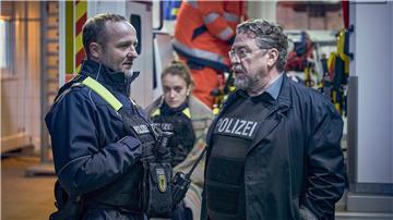 Ein Einsatz in einem Flüchtlingsheim endet in einer Katastrophe.