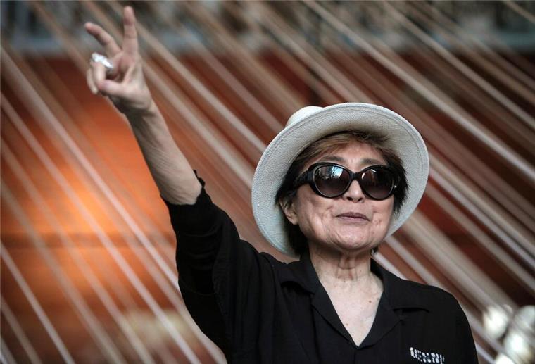 Streit um Lennon-Uhr: Yoko Ono gewinnt vor Gericht Ein Fahrer hat die Uhr bei Yoko Ono gestohlen, ist das Gericht überzeugt. (Archivbild)