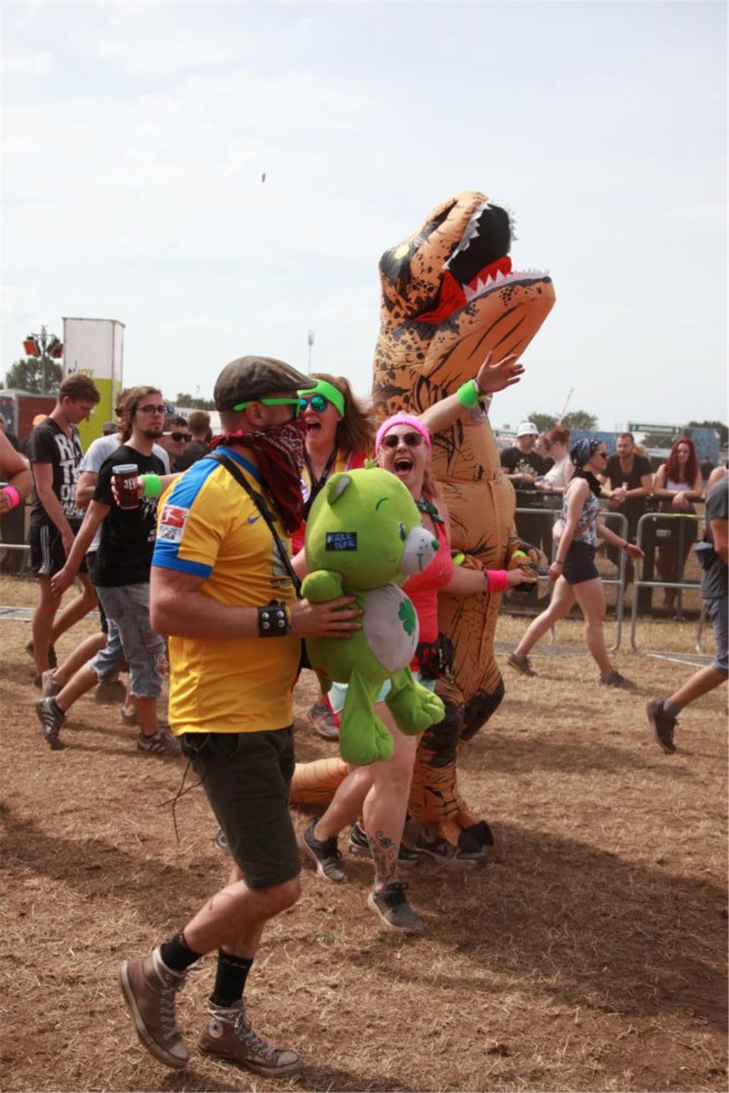 Ein Festival für Mensch, Teddy und Dino. Foto Leuschner