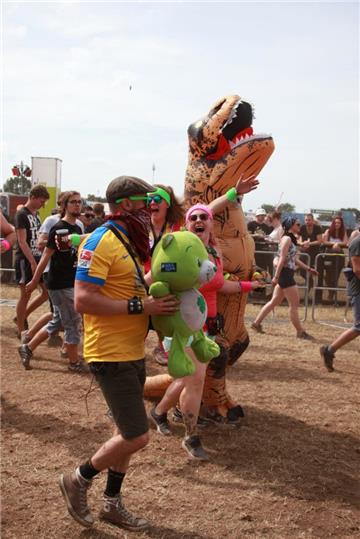 Ein Festival für Mensch, Teddy und Dino. Foto Leuschner