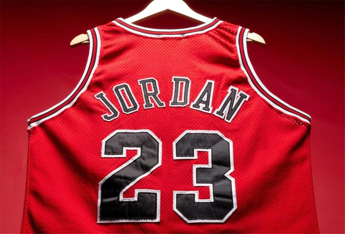 Jordan-Trikot könnte bei Auktion Millionen US-Dollar bringen Ein ganz besonders Trikot des Ex-Basketballstars steht zur Auktion.