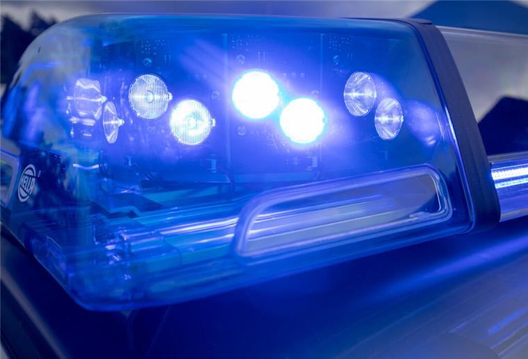 Falschfahrer auf der Autobahn war kaum zu stoppen Ein Geisterfahrer auf der A 27 hielt in der Nacht zu Dienstag die Polizei auf Trab