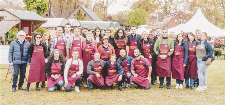 Leidenschaft für Olivenöle in idyllischer Kulisse Team der Oliventage